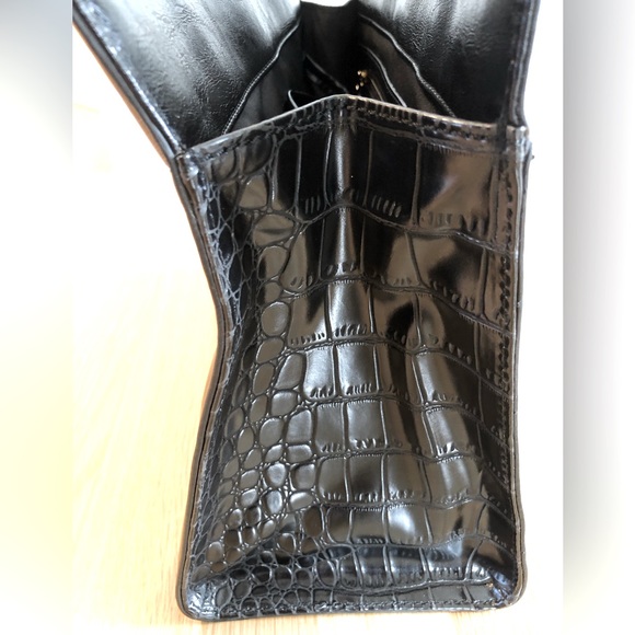 Isaac Mizrahi handbag - Picture 4 of 11